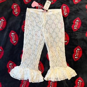 Sugar Thrillz x Dolls Kill - DARING LOVE LACE CAPRI PANTS - OFF WHITE